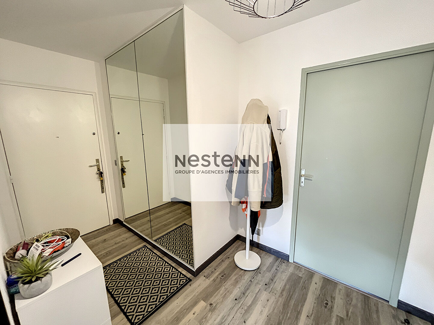 FREJUS Appart T3 meublé, garage, cave.