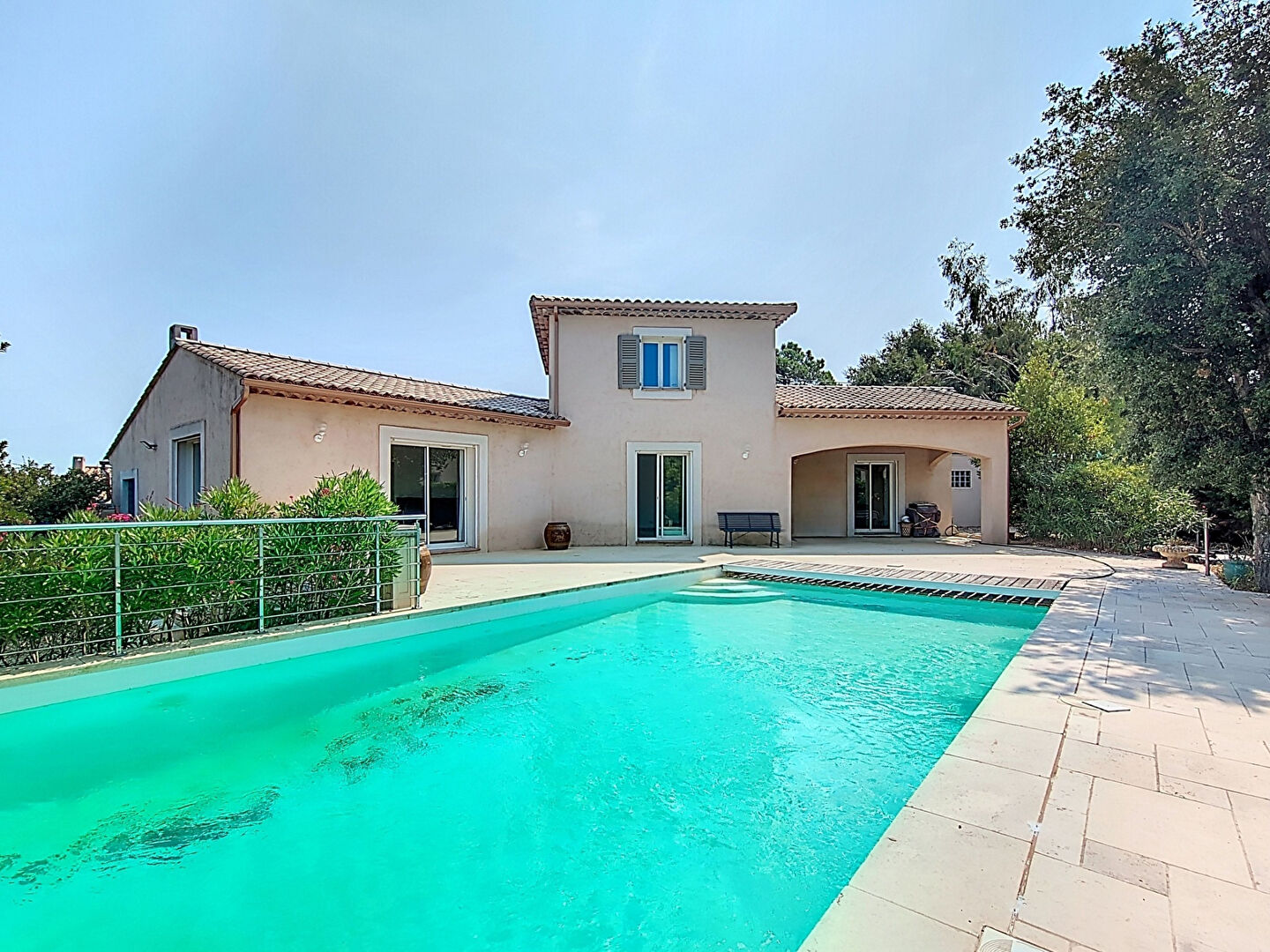Maison 5 pièces 140 m² · à Saint Aygulf · 140 m² · 940 000 €