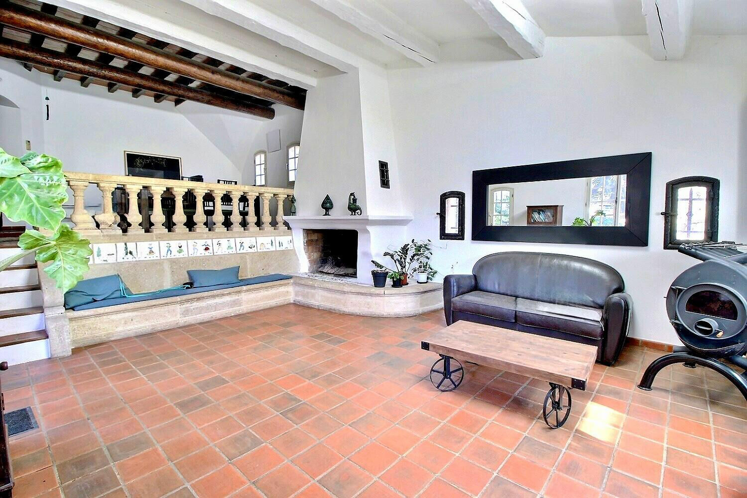 Maison 4 pièces 167 m² · à Bouc Bel Air · 167 m² · 598 000 €
