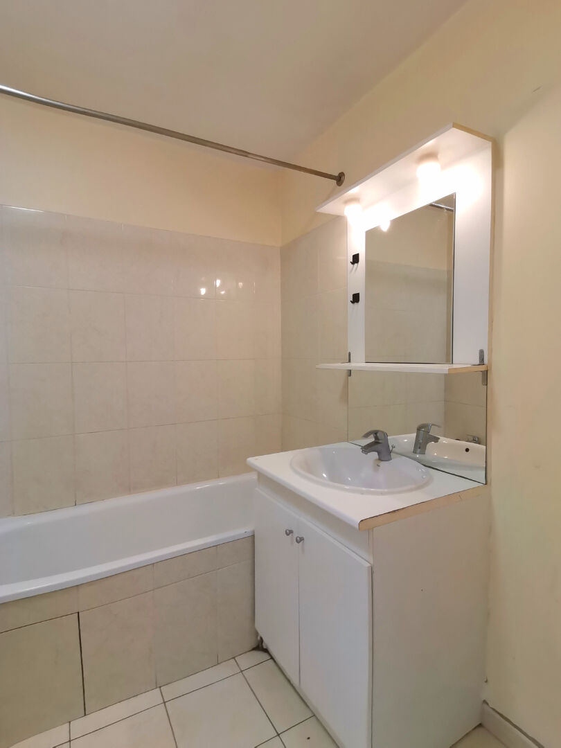 Appartement 2 pièces 46 m² - 949€ CC - Meublé