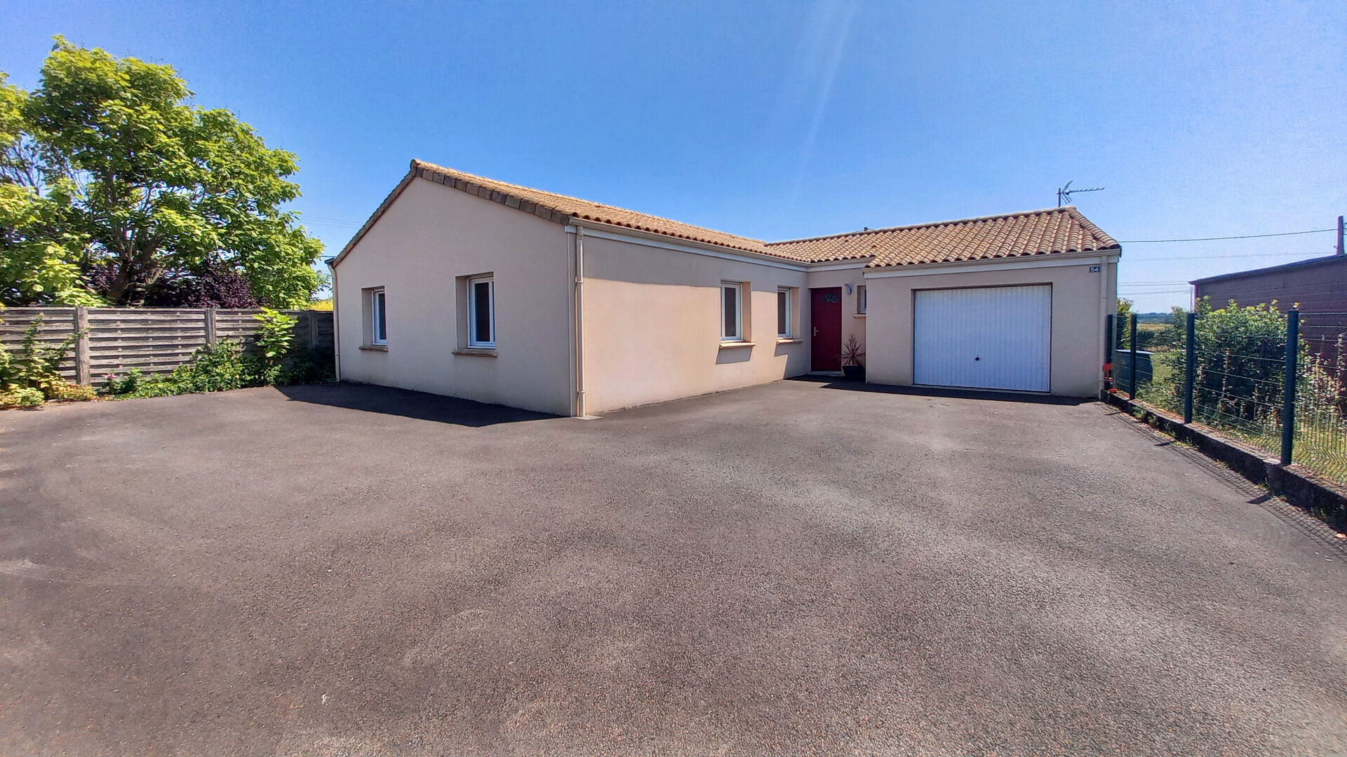 Maison 6 pièces 110 m² · à Le Loroux-Bottereau · 110 m² · 288 500 €