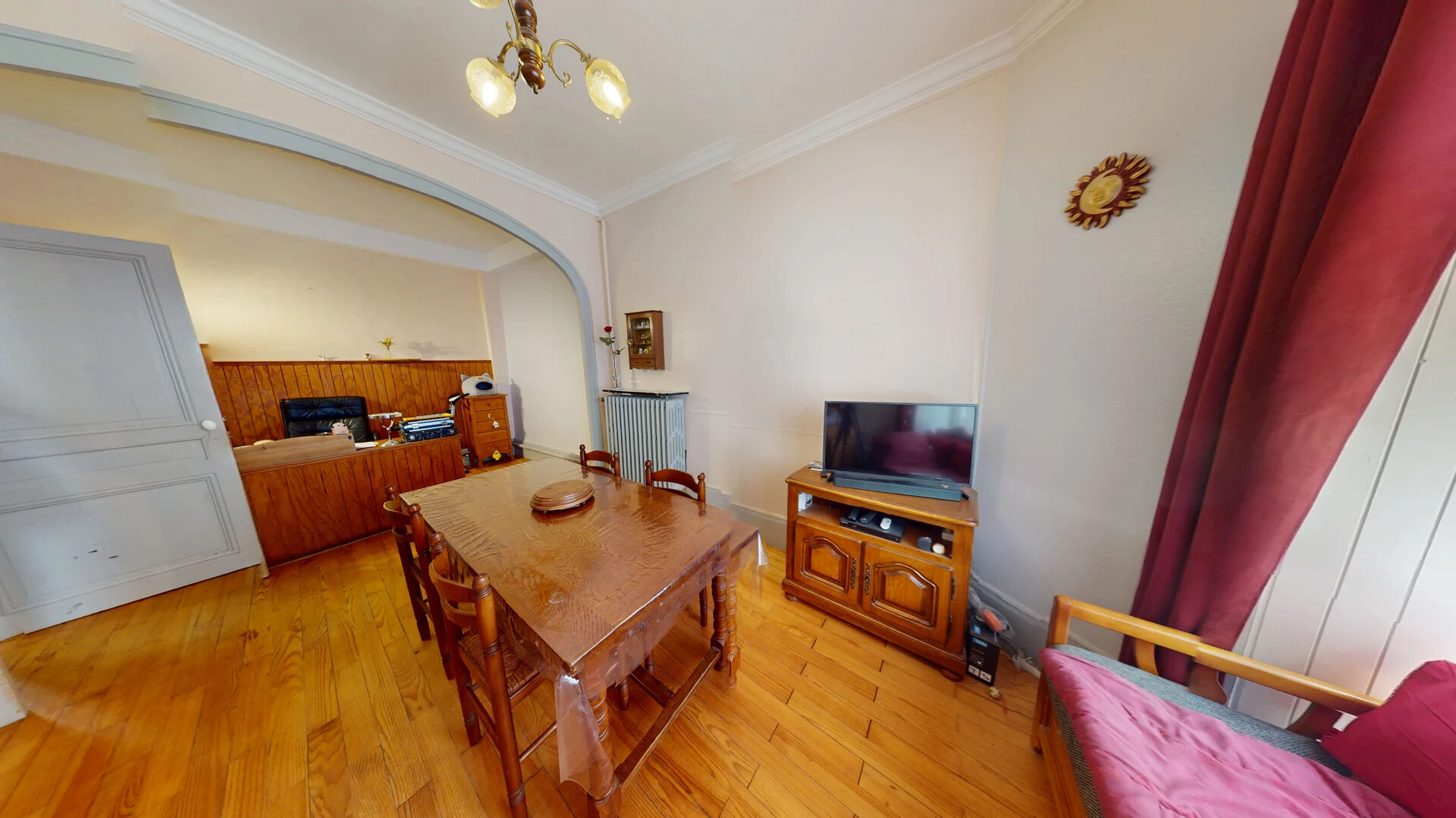 Maison 6 pièces 125 m² · à Le Pont de Beauvoisin · 125 m² · 87 000 €