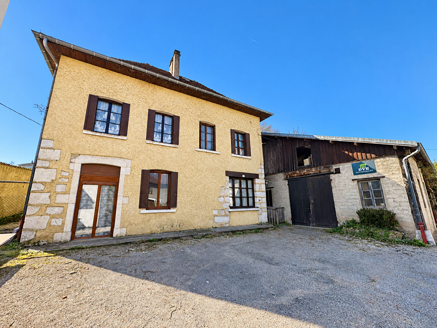 Maison 5 pièces 113 m² · à Le Pont-de-Beauvoisin · 113 m² · 170 000 €