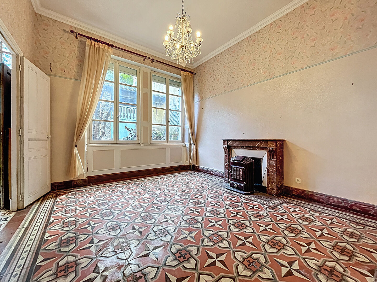 Maison 6 pièces 178 m² · à Loriol sur Drome · 178 m² · 192 600 €