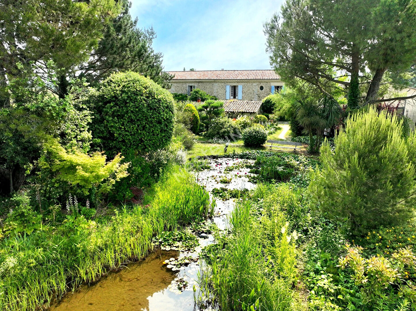 Maison 14 pièces 282 m² · à Loriol sur Drome · 282 m² · 649 000 €