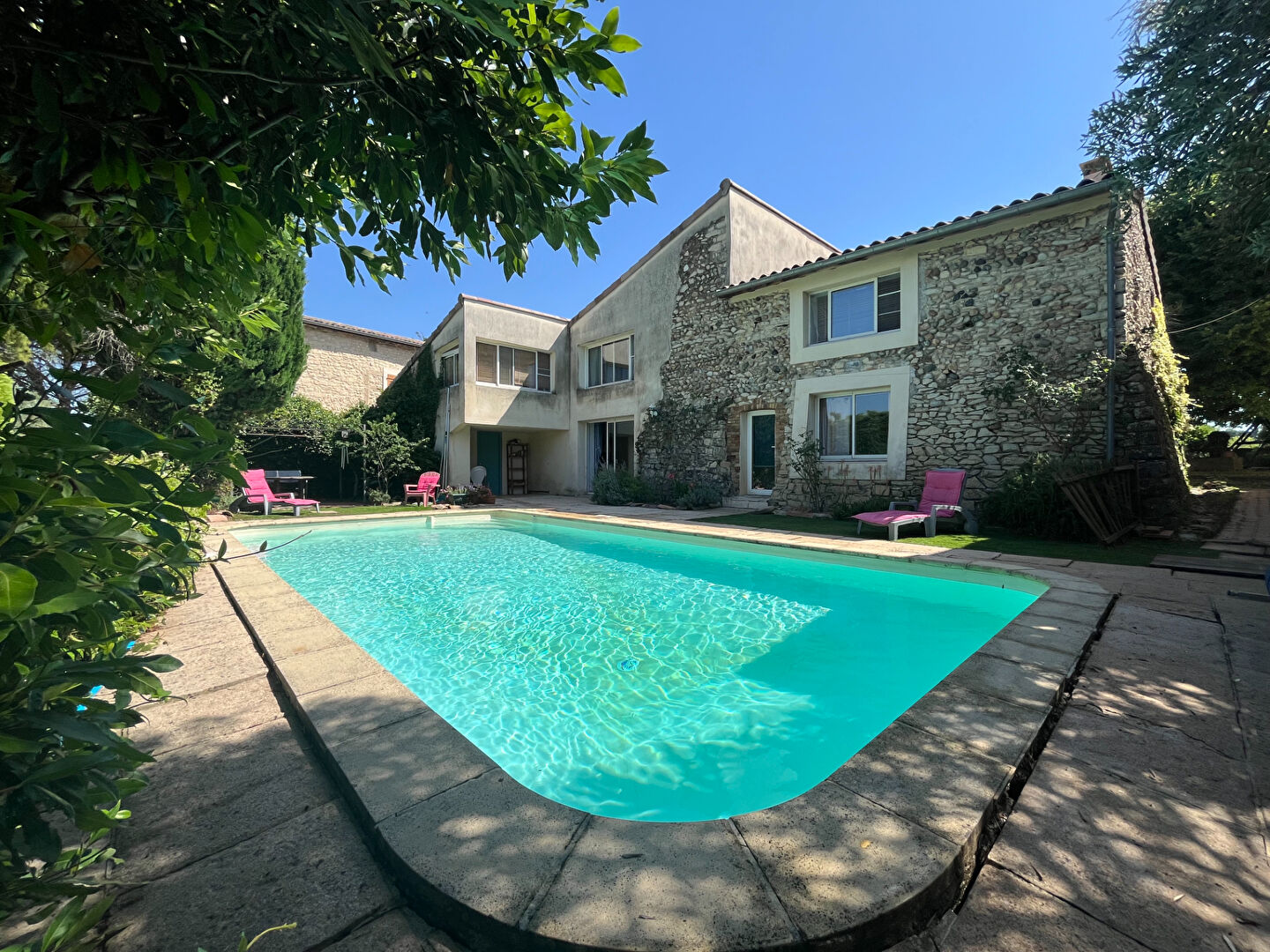 Maison 13 pièces 413 m² · à Loriol sur Drome · 413 m² · 725 000 €