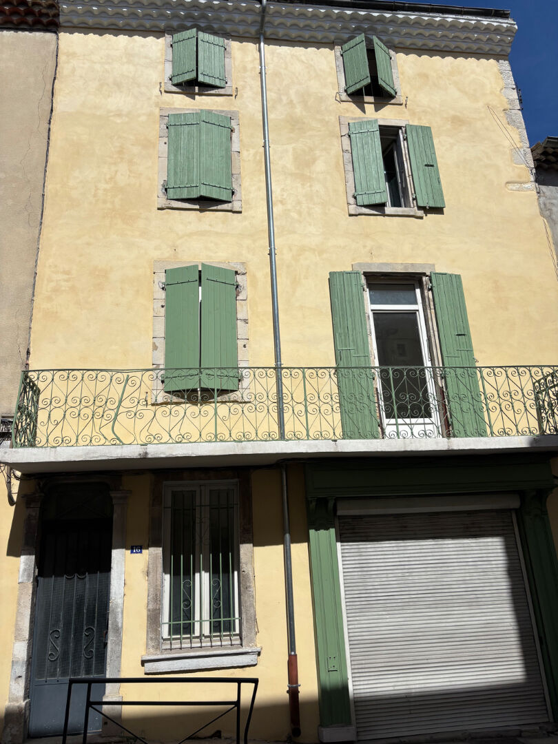 Immeuble 7 pièces 100 m² · à Montélimar · 100 m² · 155 000 €