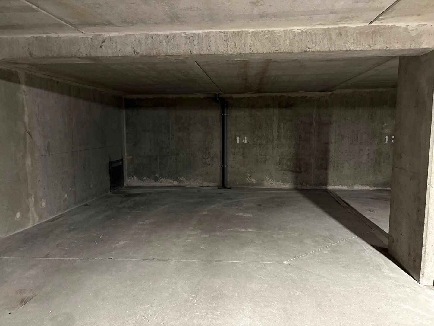 Place de Parking en sous-sol LYON Monplaisir · 14 900 €