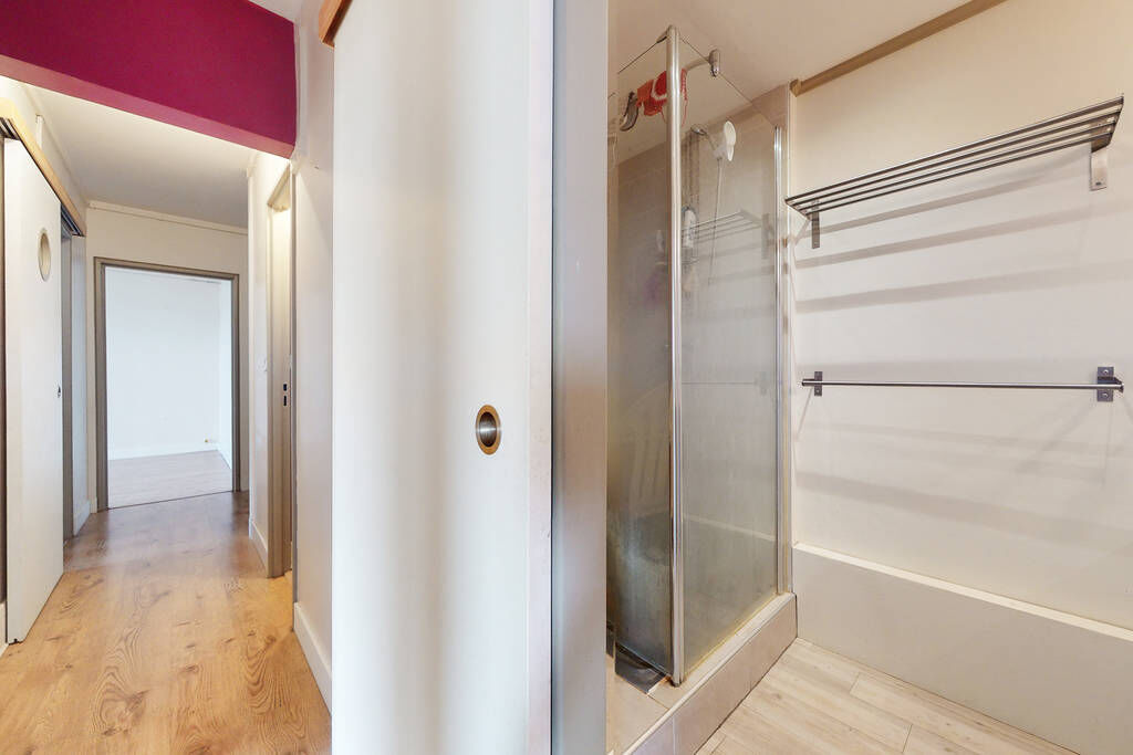 A MASSY -VILLAINE - Appartement Massy 4 pièce(s), bacon et cave