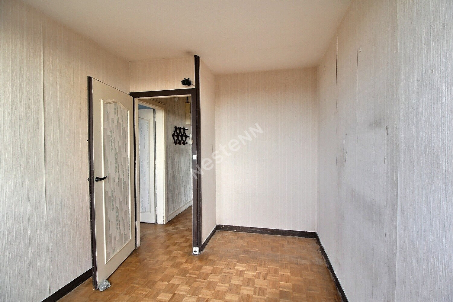 Appartement Massy 4 pieces 66.10 m2 avec balcon , cave et parking prive