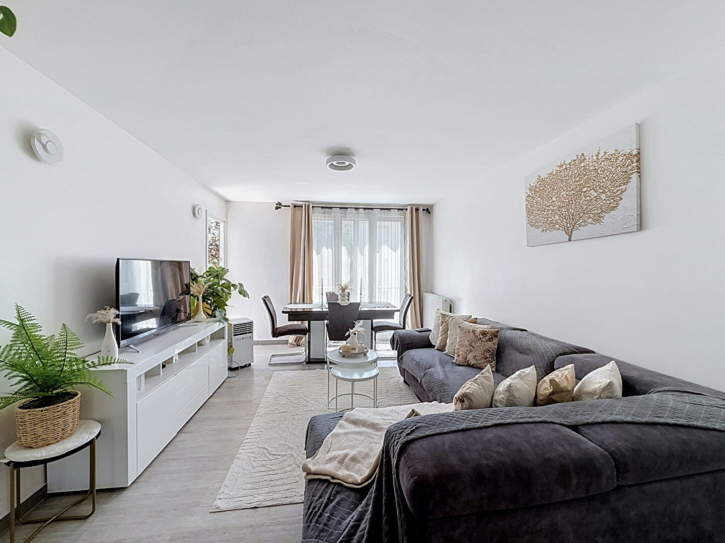 Appartement 5 pièces 82 m² · à Montreuil · 82 m² · 310 000 €