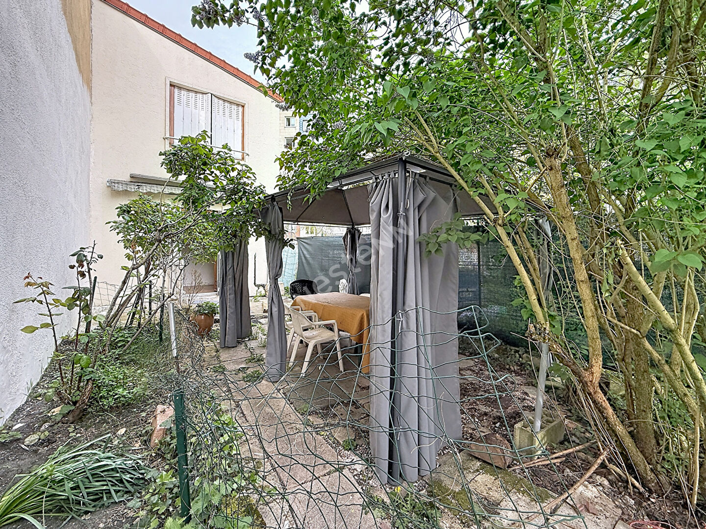 Maison 8 pièces 153 m² · à Montreuil · 153 m² · 557 500 €