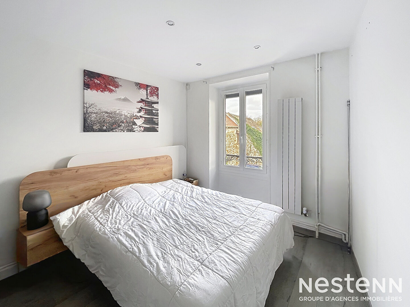 Charme et authenticité - Maison en pierre de taille  - 3 chambres, jardin et garage - Hameau d'Auxonnettes