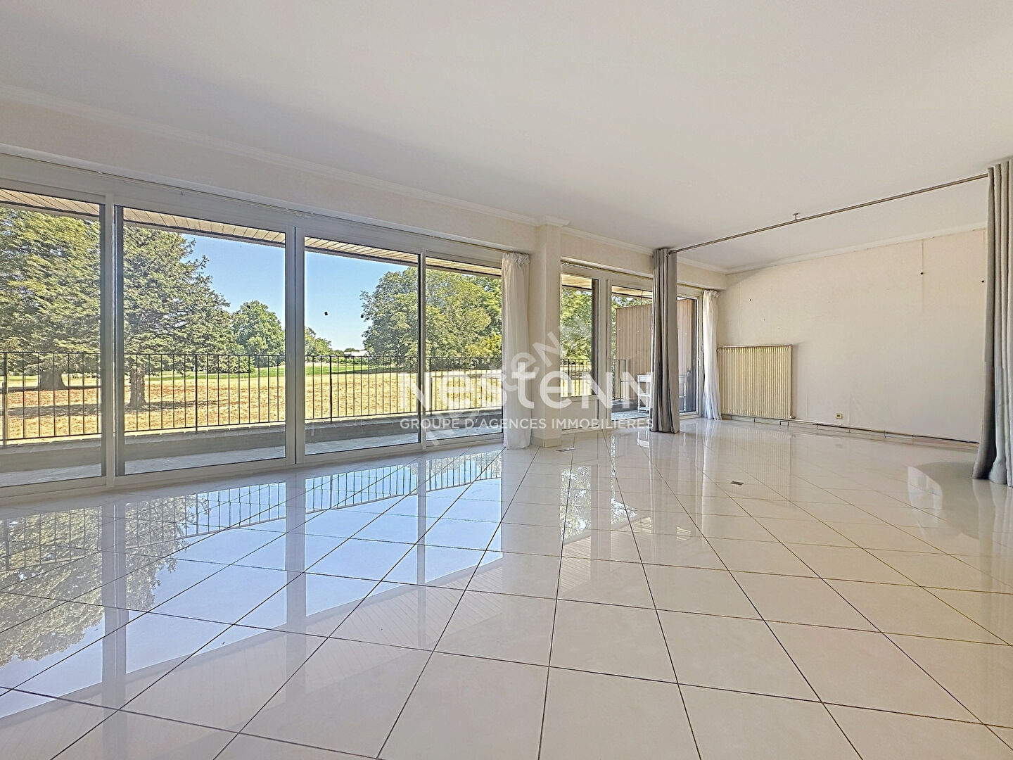 Appartement 3 pièces 99 m² · à Le Coudray Montceaux · 99 m² · 310 500 €