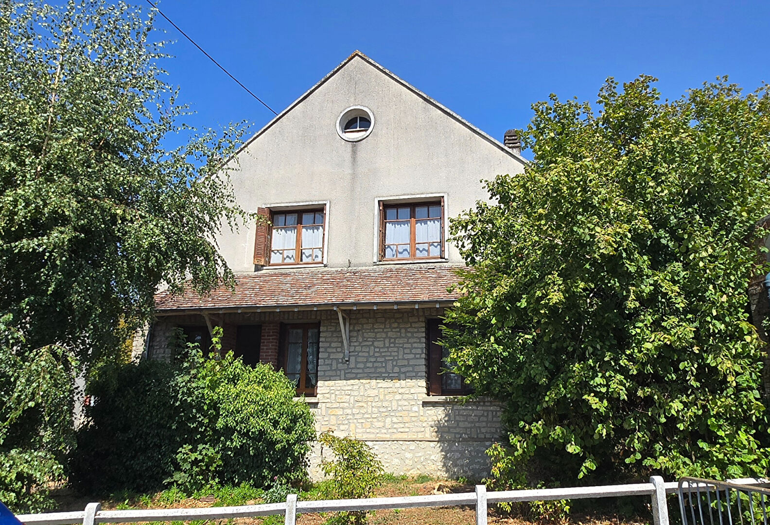 Maison 5 pièces 156 m² · à Rouilly · 156 m² · 198 000 €
