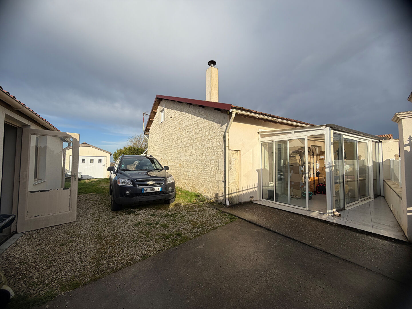 Maison à rénover à Romegoux 90m²