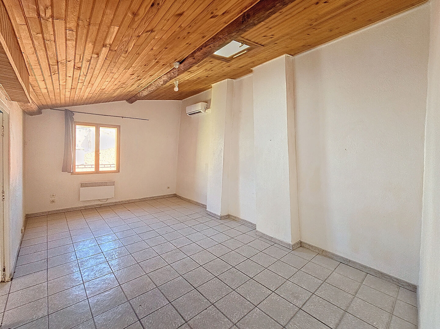 Appartement 3 pièces 53 m² · à Le Beausset · 53 m² · 153 000 €