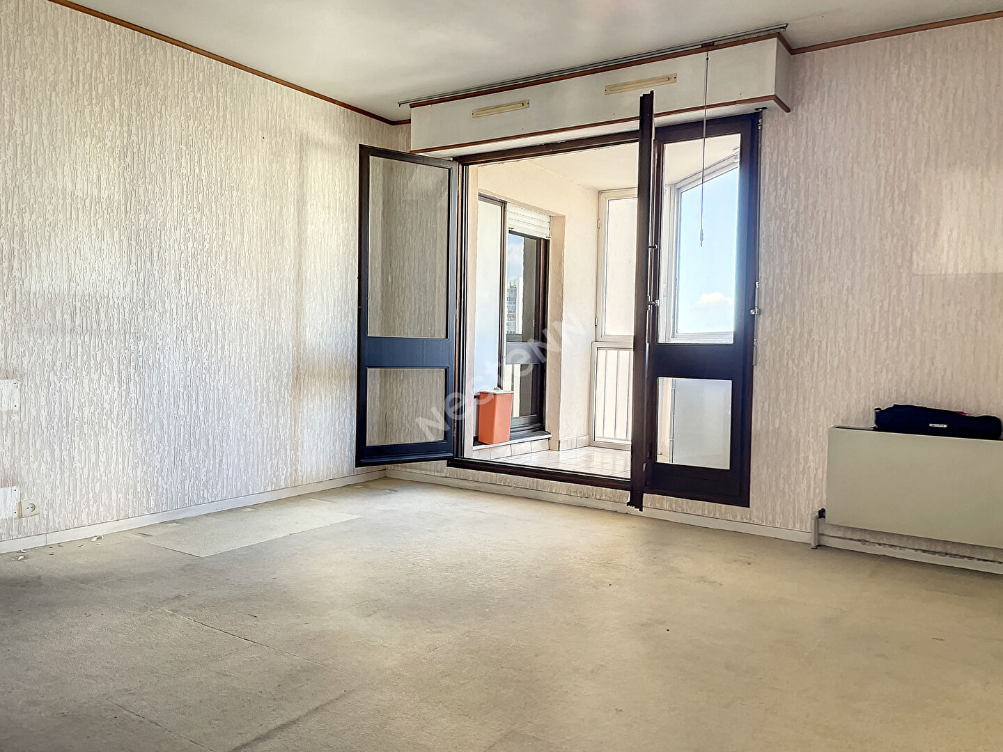 Toulon quartier la Rode appartement T4 de 89 m2 avec parking privatif