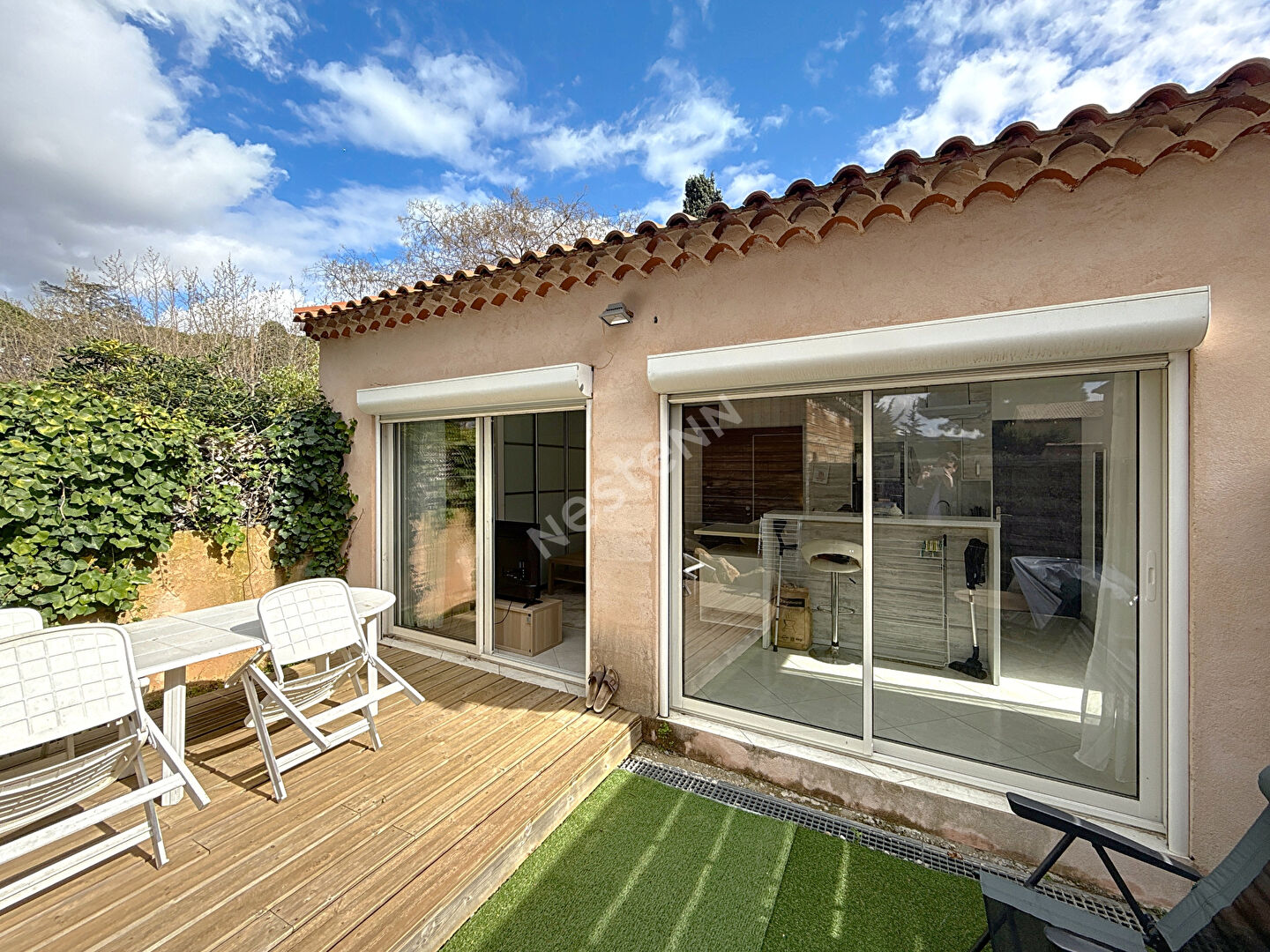 Maison 1 pièce 40 m² · à Saint Cyr sur Mer · 40 m² · 370 000 €
