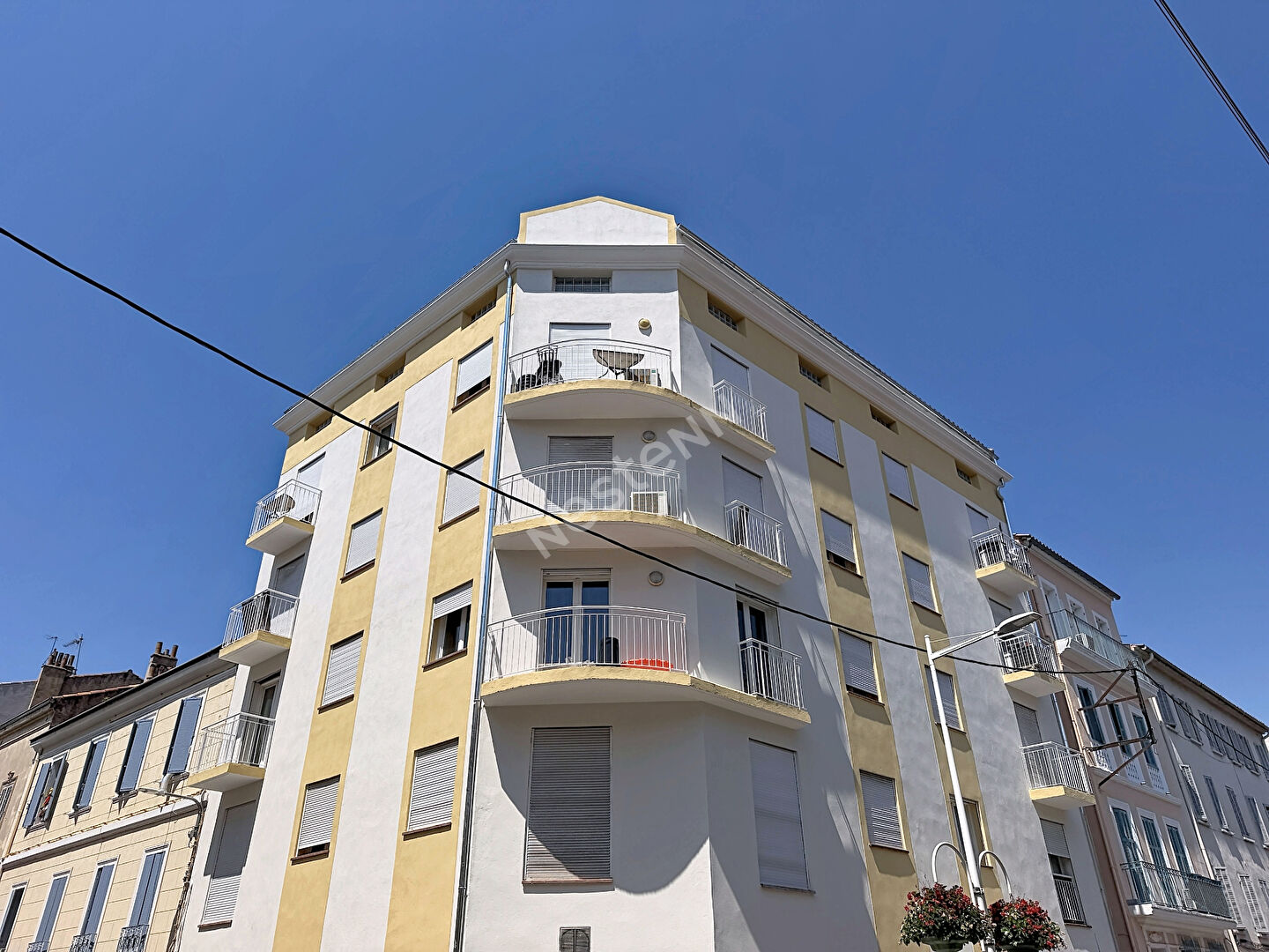 Immeuble 2 pièces 725 m² · à Toulon · 725 m² · 1 880 000 €