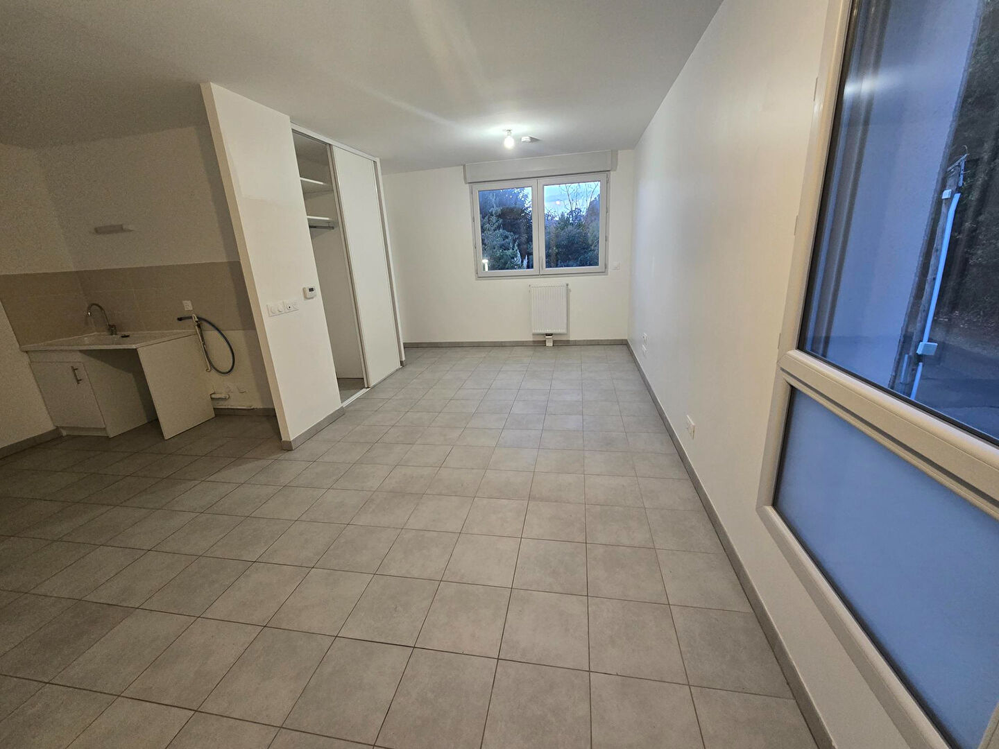 Toulouse 31100 Chemin de Lestang SANS FRAIS D'AGENCE Agréable T1 /T1 Bis Neuf  BBC  de 34.76m² ,Jardin d'hiver / véranda de 5.78m²  1 place de parking en sous sol