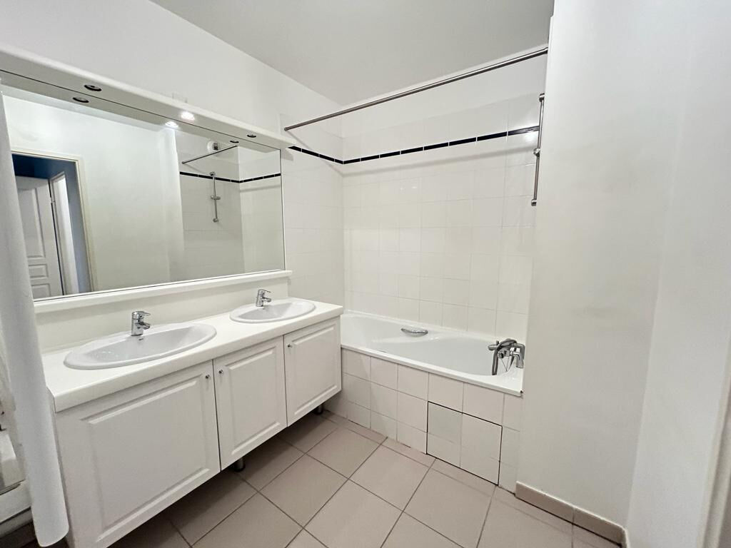 Toulouse 31200 Quartier Bonnefoy SANS FRAIS AGENCE  Agréable T3 Récent de 64.40 m² avec Terrasse, place de parking