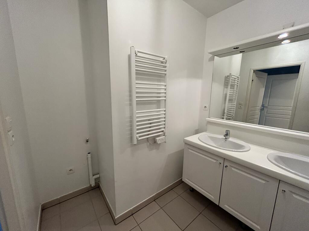 Toulouse 31200 Quartier Bonnefoy SANS FRAIS AGENCE  Agréable T3 Récent de 64.40 m² avec Terrasse, place de parking