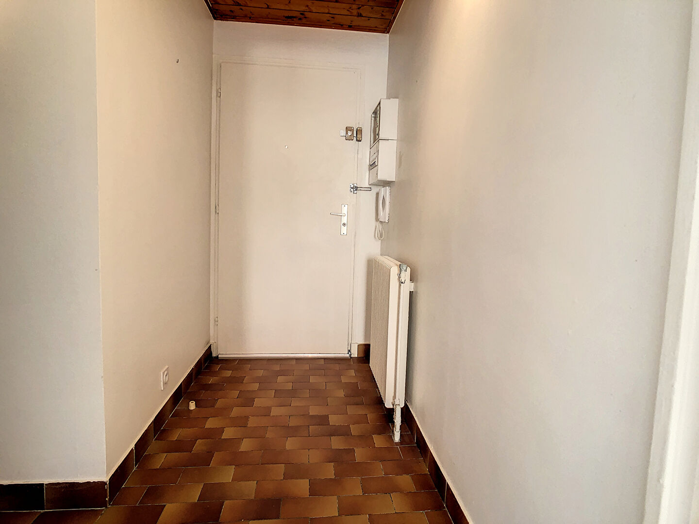 valence-victor-hugo-t2-avec-balcon-place-de-parking-residence