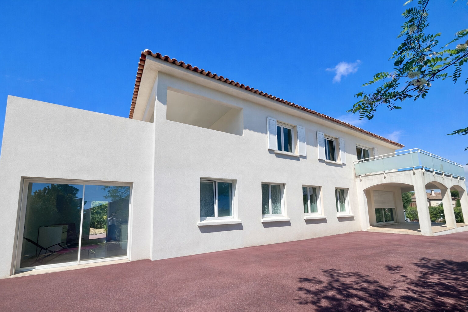 Maison 11 pièces 270 m² · à Saint Raphael · 270 m² · 1 309 000 €