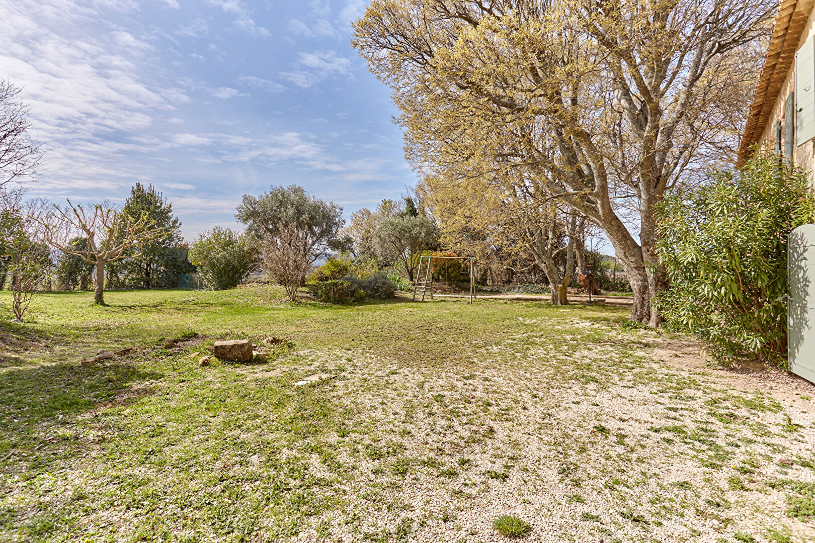 VENDU PAR NESTENN Authentique Bastide de 240 m2 sur 1 ha