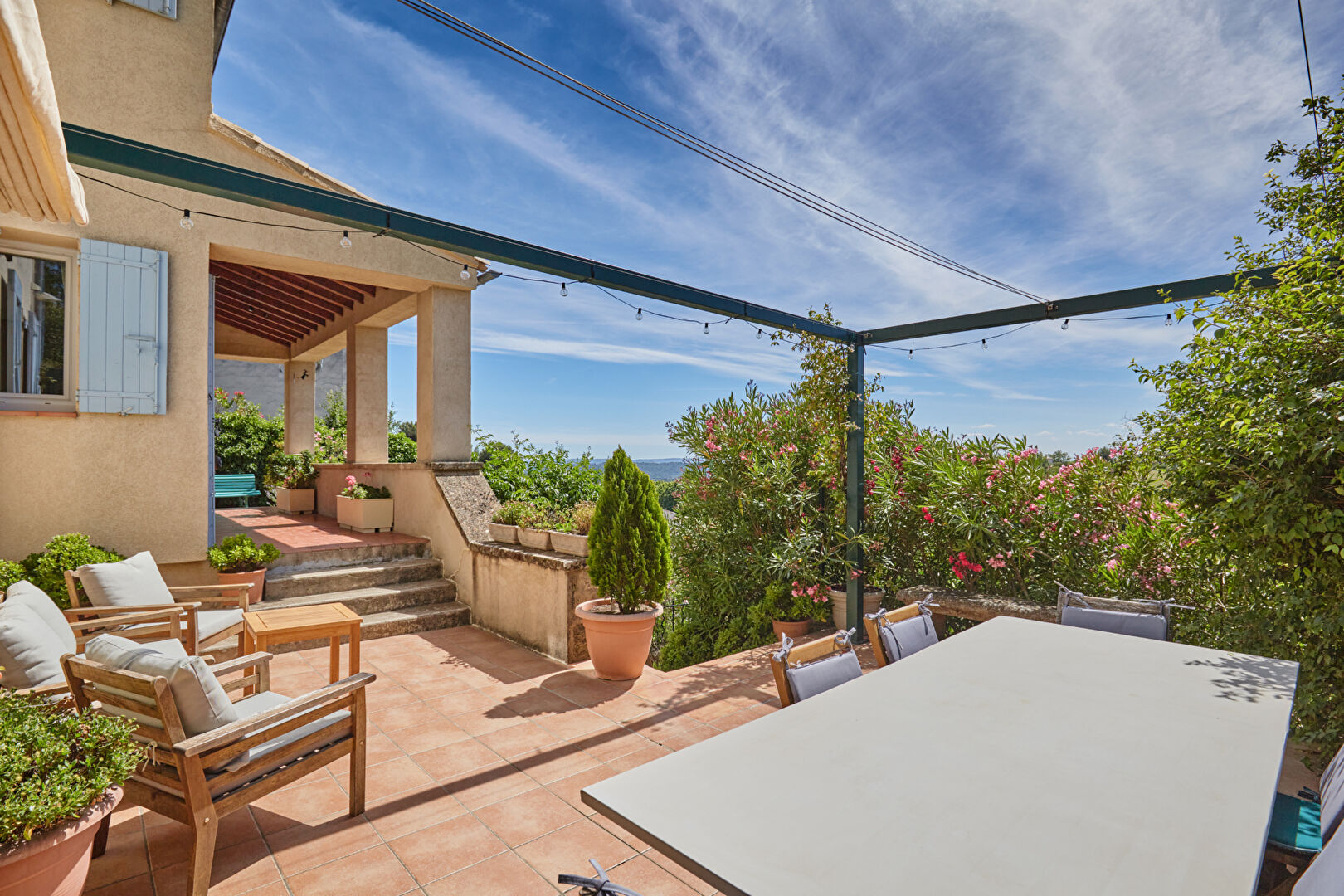 Maison 6 pièces 150 m² · à Cucuron · 150 m² · 474 000 €