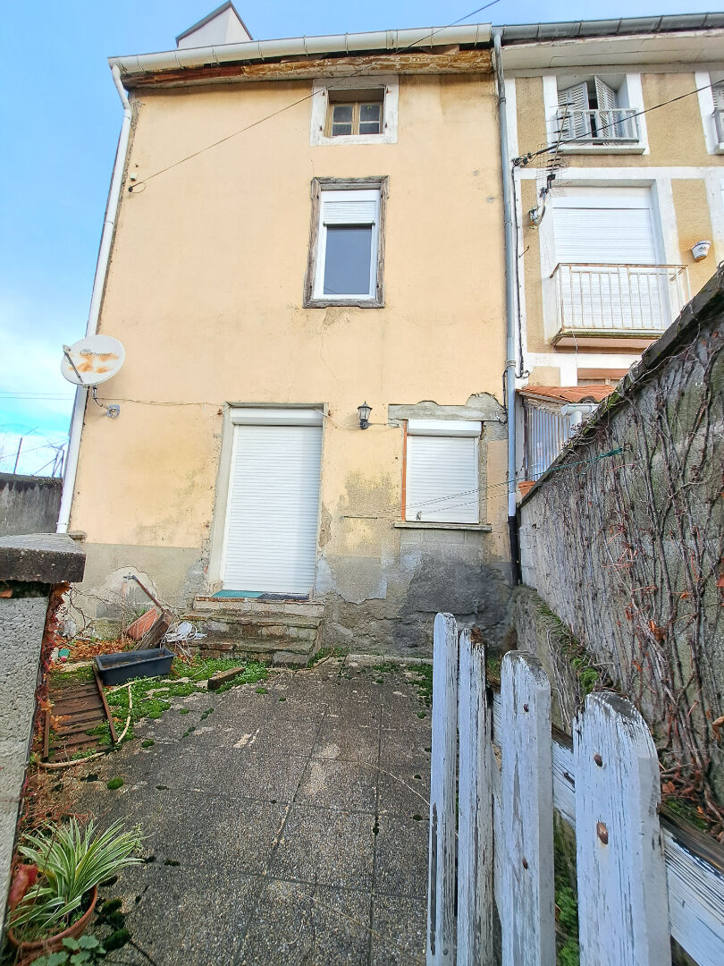 Maison 4 pièces 103 m² · à Laroque D Olmes · 103 m² · 50 000 €