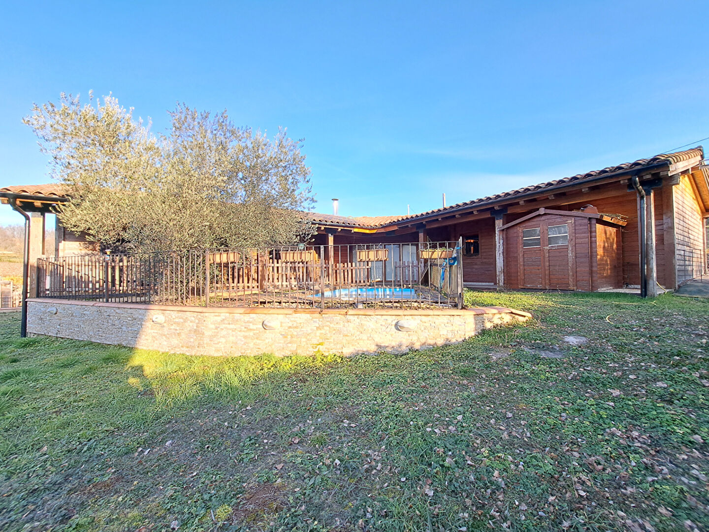 A VENDRE MAISON PLAIN PIED JARDIN QUARTIER TOP