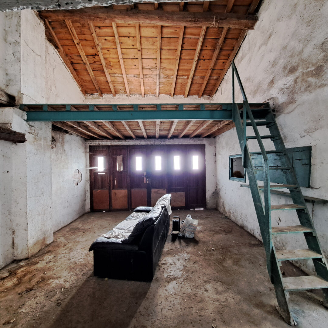 Parking 1 pièce 25 m² · à Puivert · 25 m² · 18 000 €