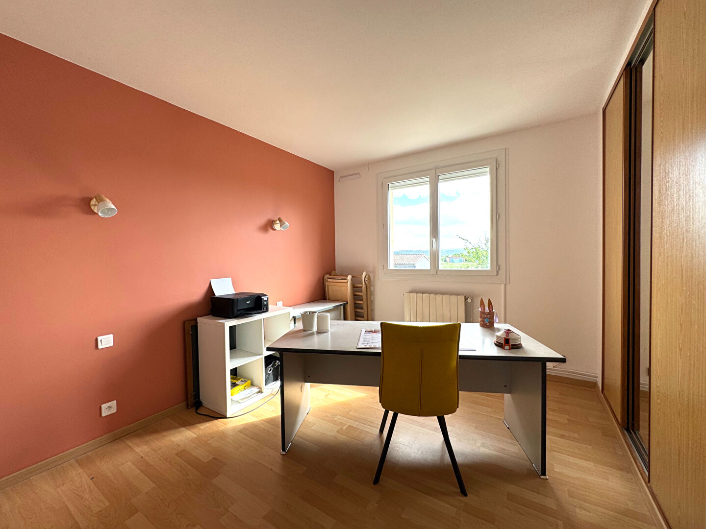 À VENDRE A AUTERIVE : MAISON T5 AVEC VUE PYRENEES, PROCHE COMMODITES