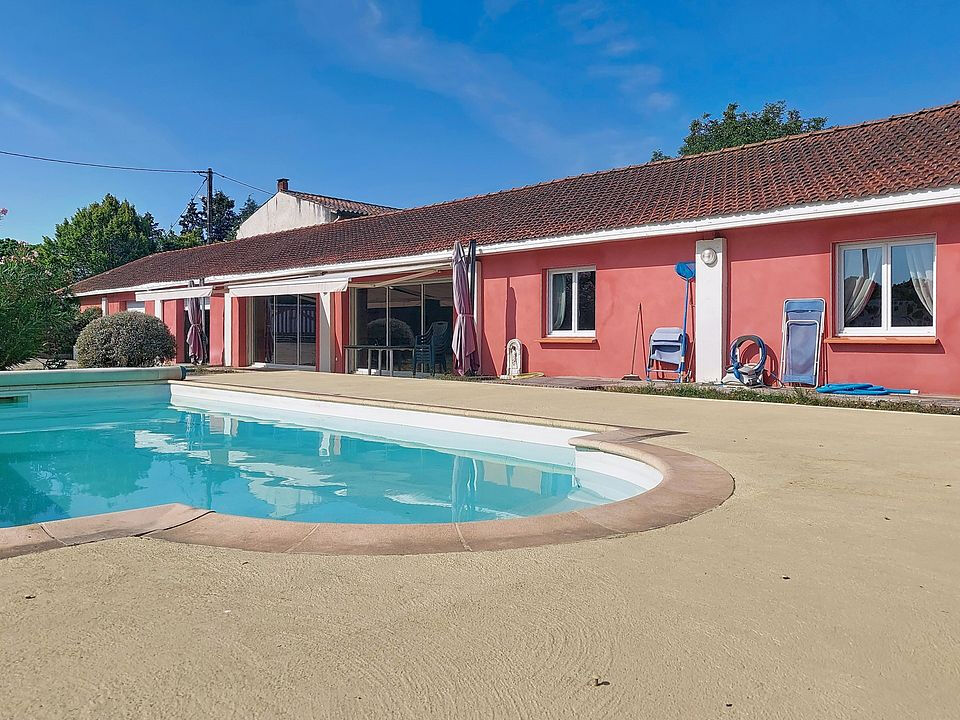 Maison 5 pièces 143 m² · à Pamiers · 143 m² · 245 000 €