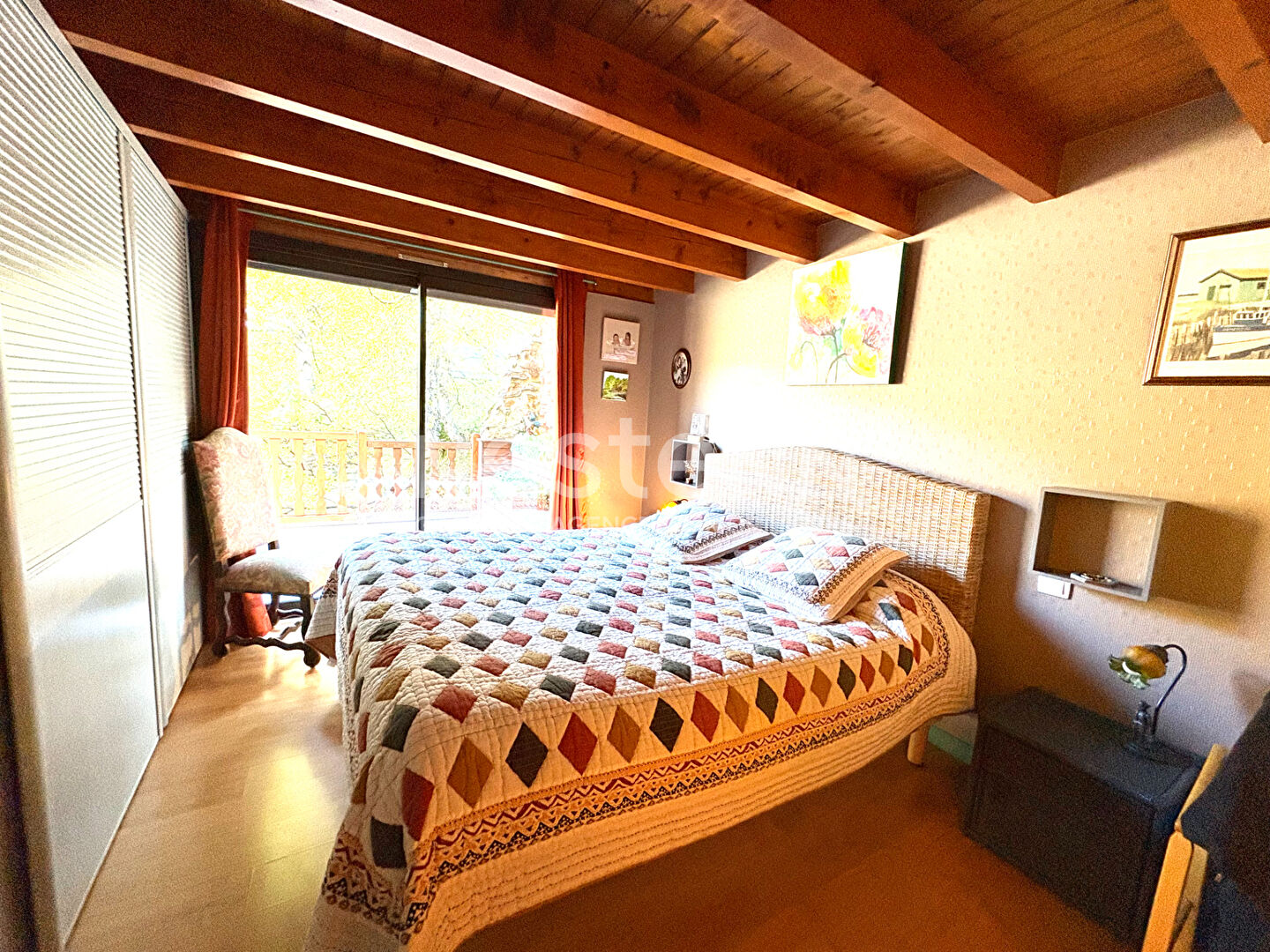 A VENDRE MONTS D'OLMES APPARTEMENT / TERRASSE 116 M² / GARAGE