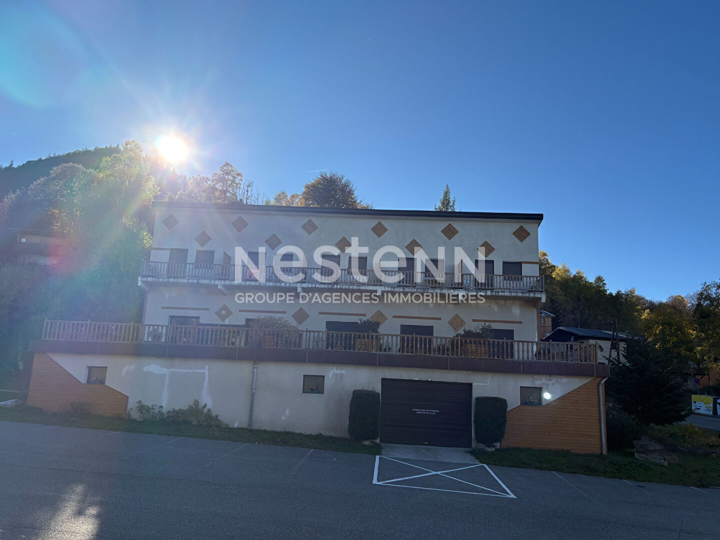 A VENDRE MONTS D'OLMES APPARTEMENT / TERRASSE 116 M² / GARAGE