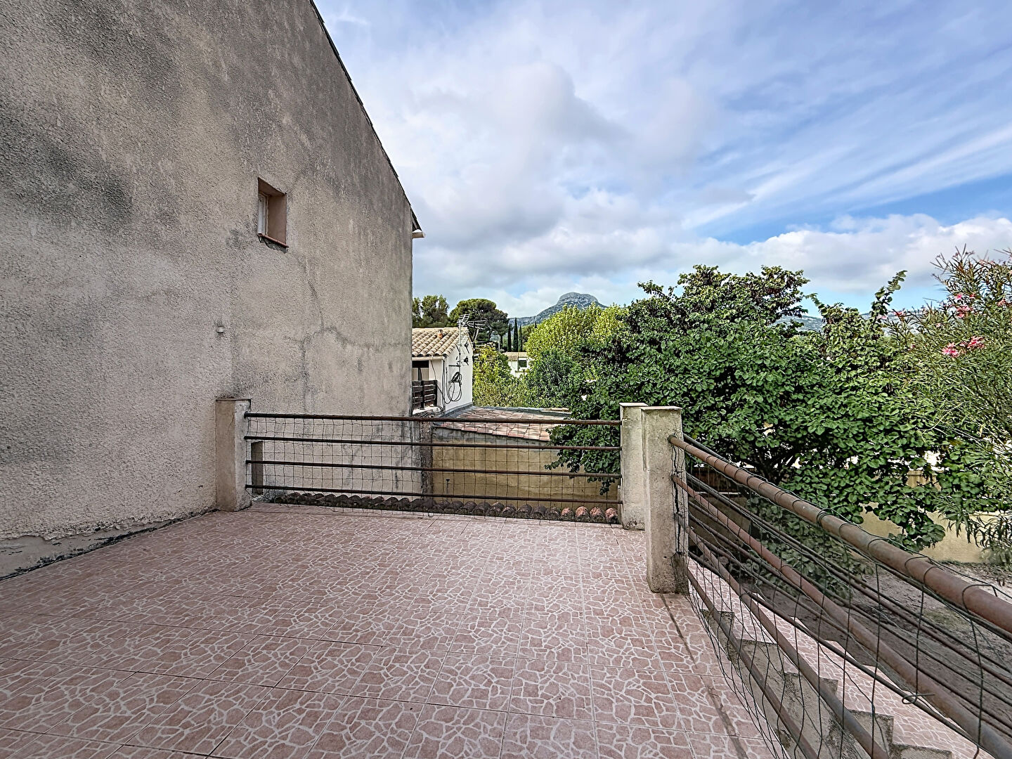Maison 5 pièces 96 m² · à Aubagne · 96 m² · 380 000 €