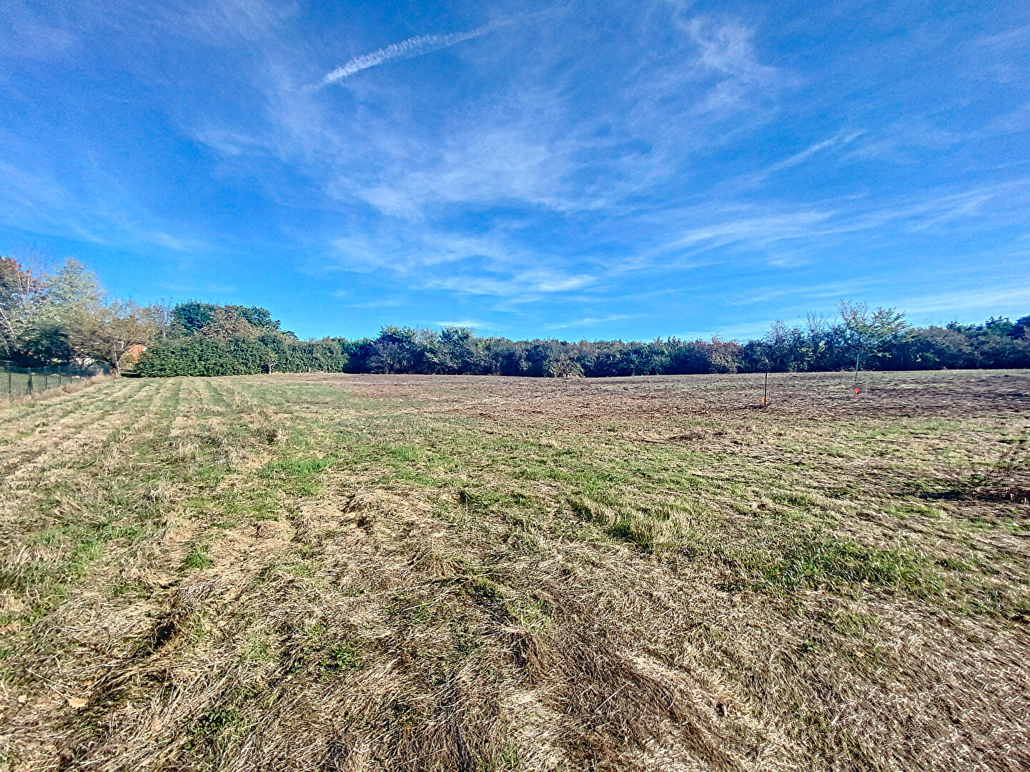 Terrain viabilisé de 850 m² à Leojac · à Léojac · 65 000 €