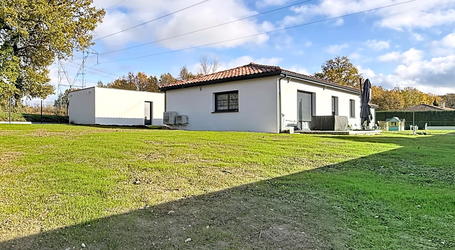 Maison 4 pièces 90 m² · à Saint Etienne de Tulmont · 90 m² · 249 900 €