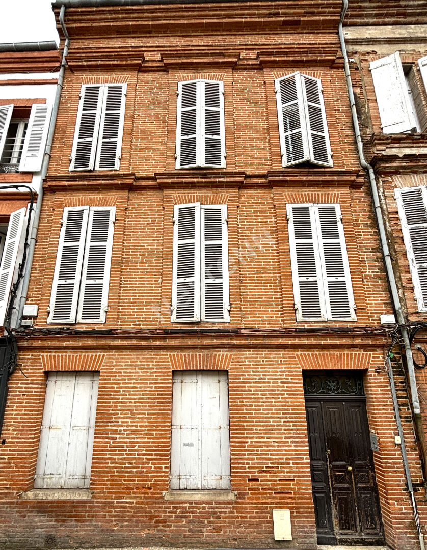 Immeuble 13 pièces 290 m² · à Montauban · 290 m² · 394 000 €