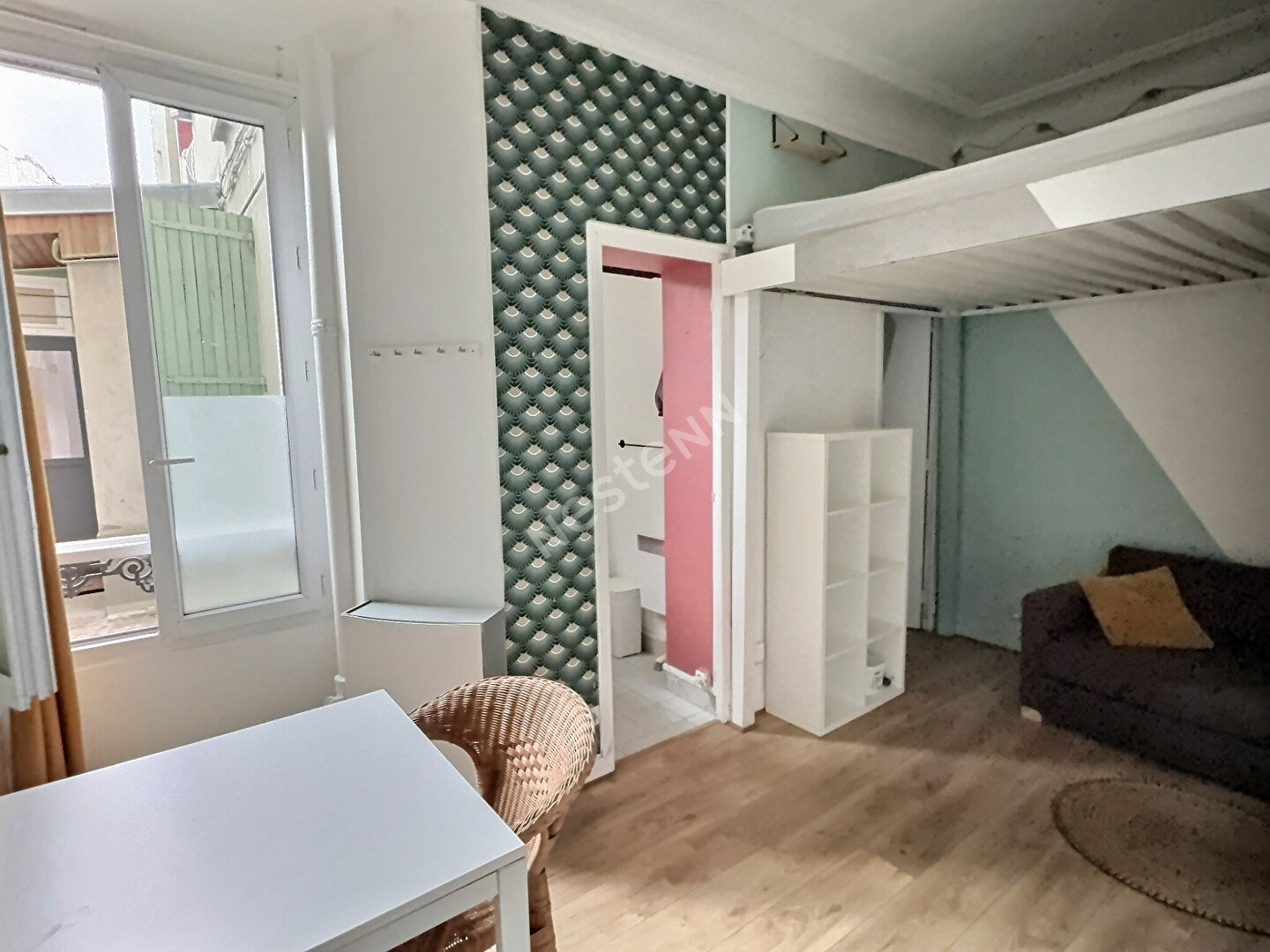 Appartement à vendre à Paris 16m²