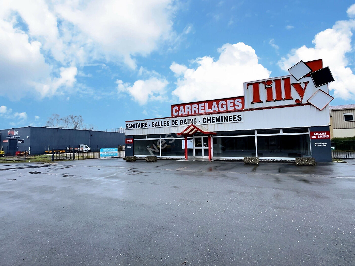 Local commercial 1920 m² · à Betting · 1 920 m² · 895 000 €