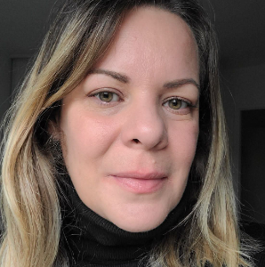 Angélique F.