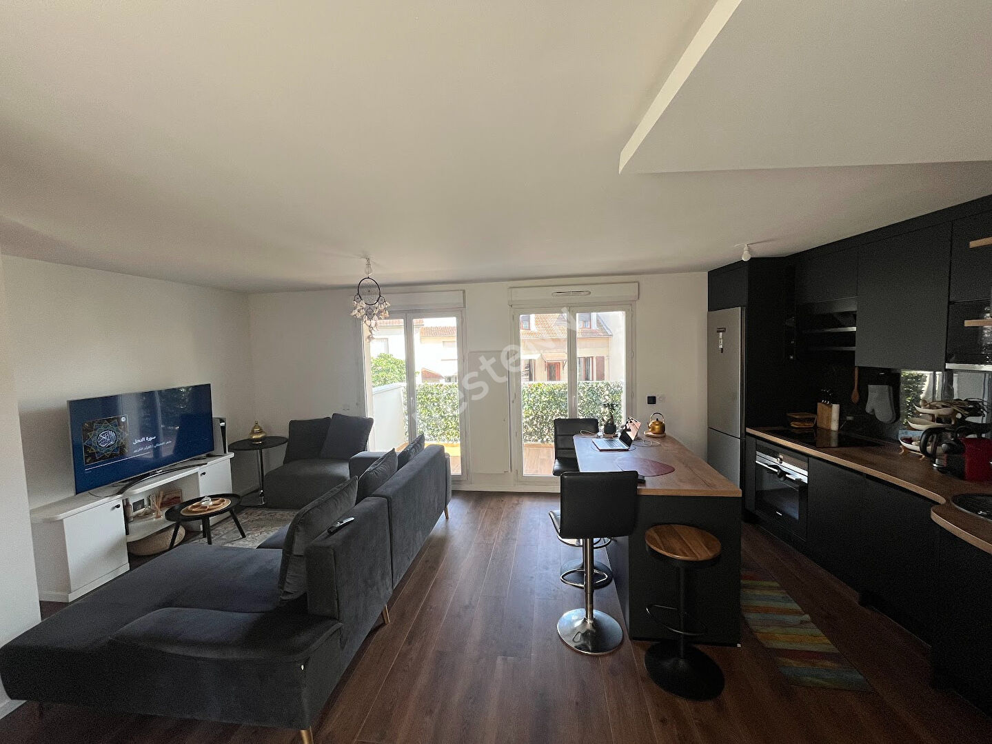 Maison meublee de type F3 de 80M2 avec 2 terrasses + Box