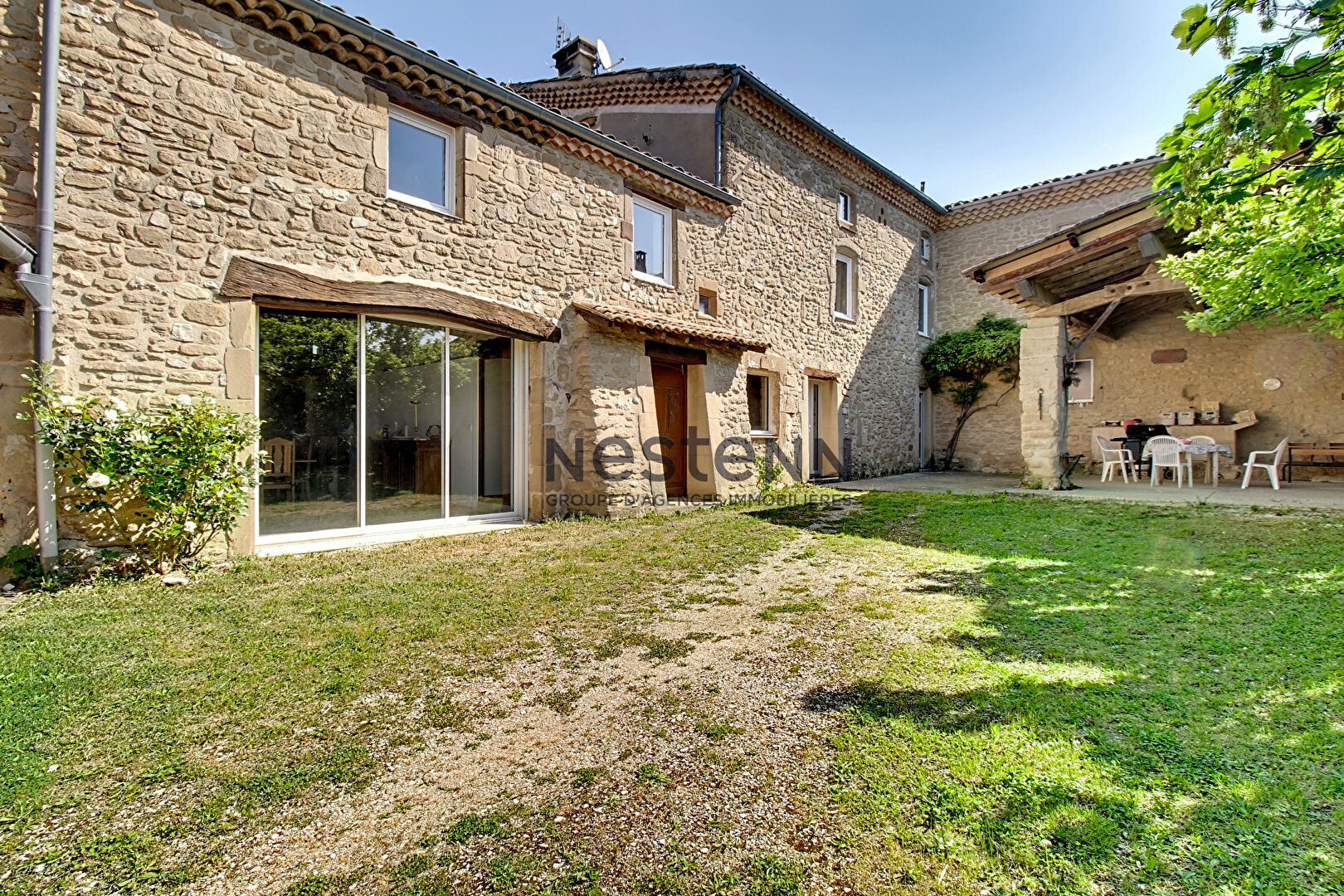 Maison 9 pièces 437 m² · à La Baume Cornillane · 437 m² · 849 000 €