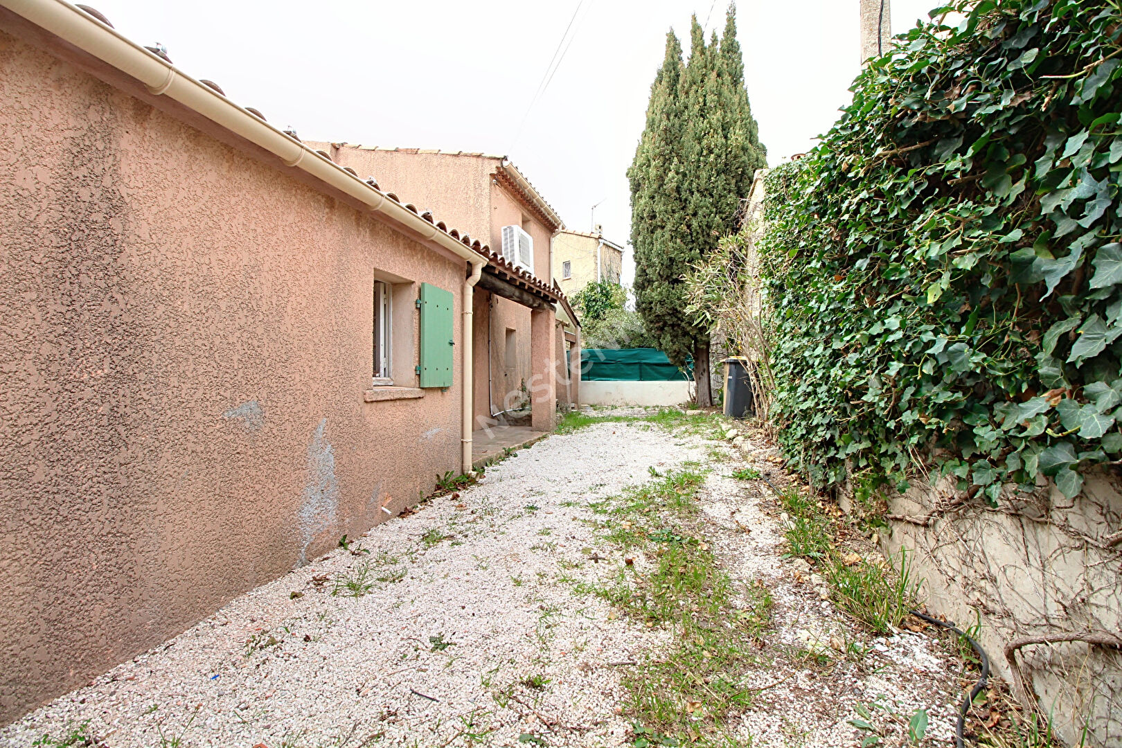 CHARMANTE MAISON DE VILLE T5 SUR SAINT-MITRE-LES-RAMPARTS - A VISITER SANS TARDER