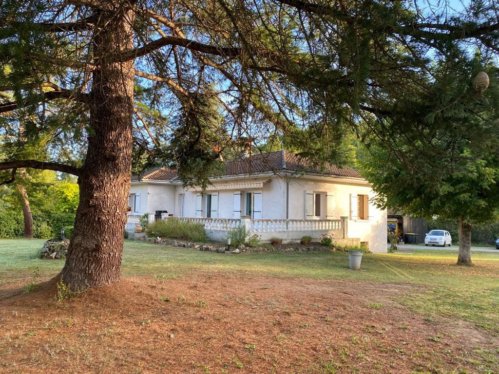 Maison 6 pièces 159 m² · à Saint Andre Et Appelles · 159 m² · 197 000 €