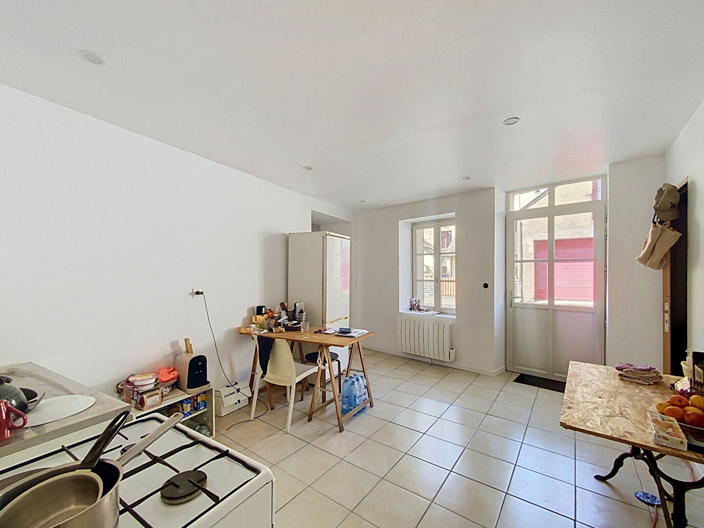 A vendre. Maison rénovée de 127m2 avec terrain et garage à Nyoiseau